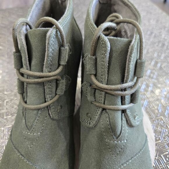 🐢 Toms Kala Green Suede Wedge. Size 6 - Picture 13 of 16